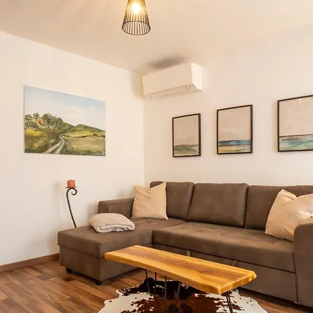 Apartman Cjase San Pieri *