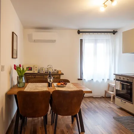 Apartamento Cjase San Pieri
